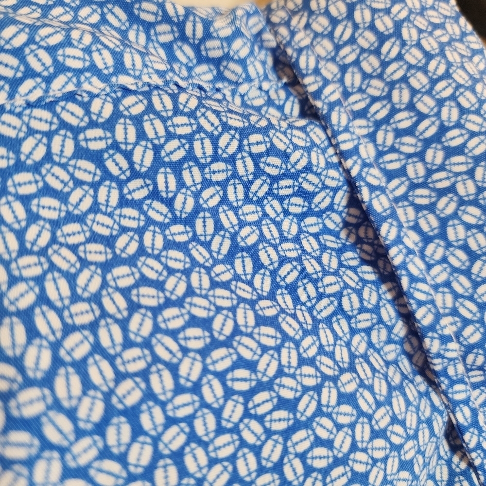 NWT IZOD Football Printed Blue Short Sleeve Button Down Shirt. Men's Size XXL. - Picture 14 of 16